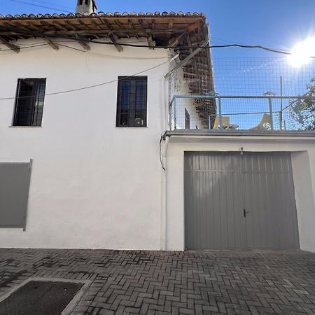 Onetwosleep Guesthouse Shkodër エクステリア 写真