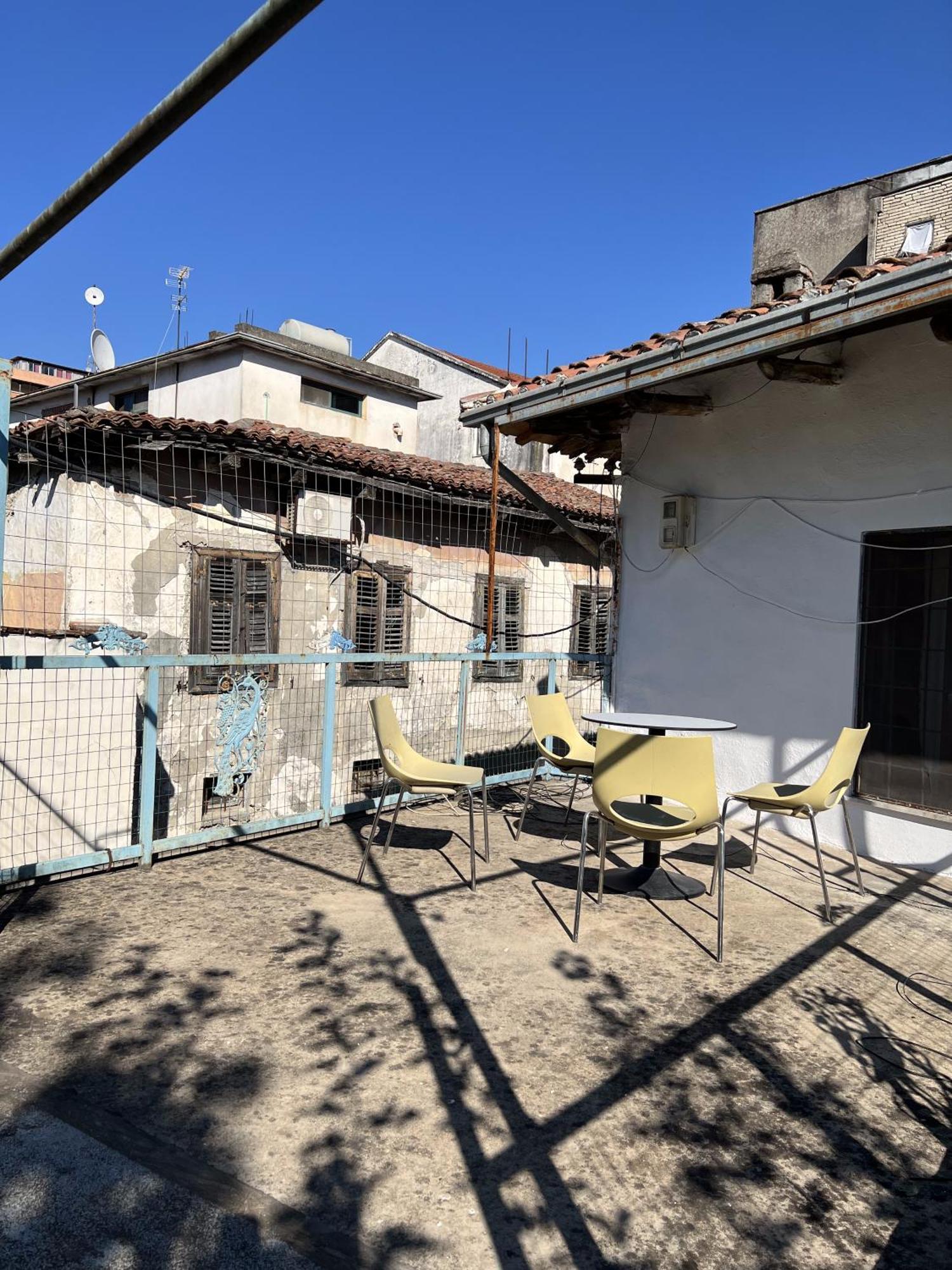 Onetwosleep Guesthouse Shkodër エクステリア 写真